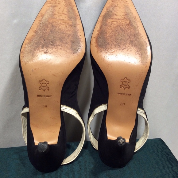 SALE! - Black Lidea Heels - Picture 3 of 3